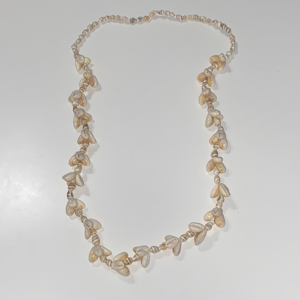 Vintage Shell Long Necklace